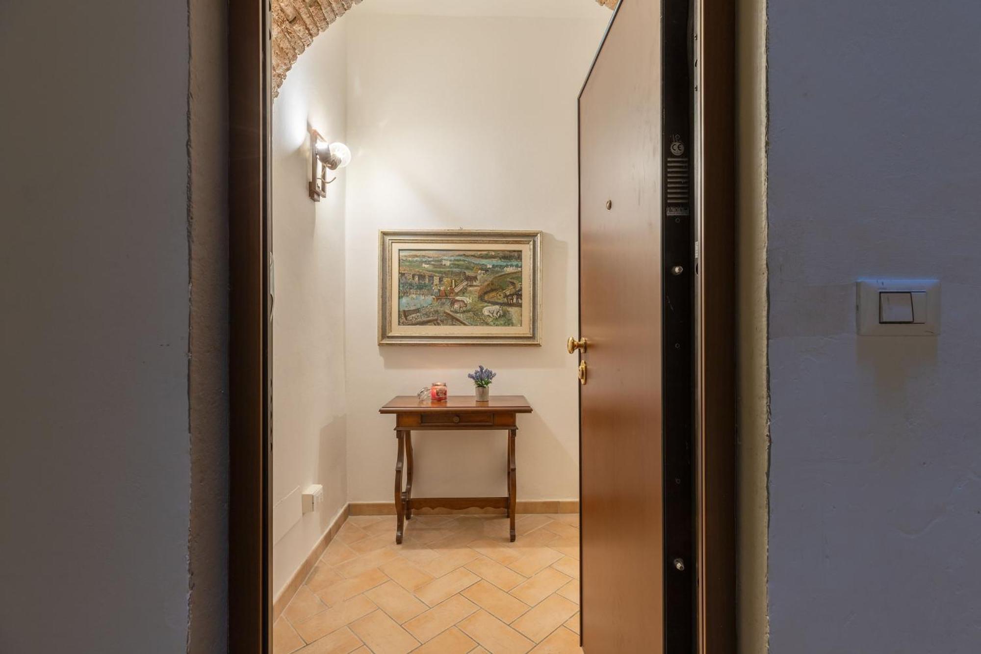 Santacroce Nest-hosted By Sweetstay * Florence