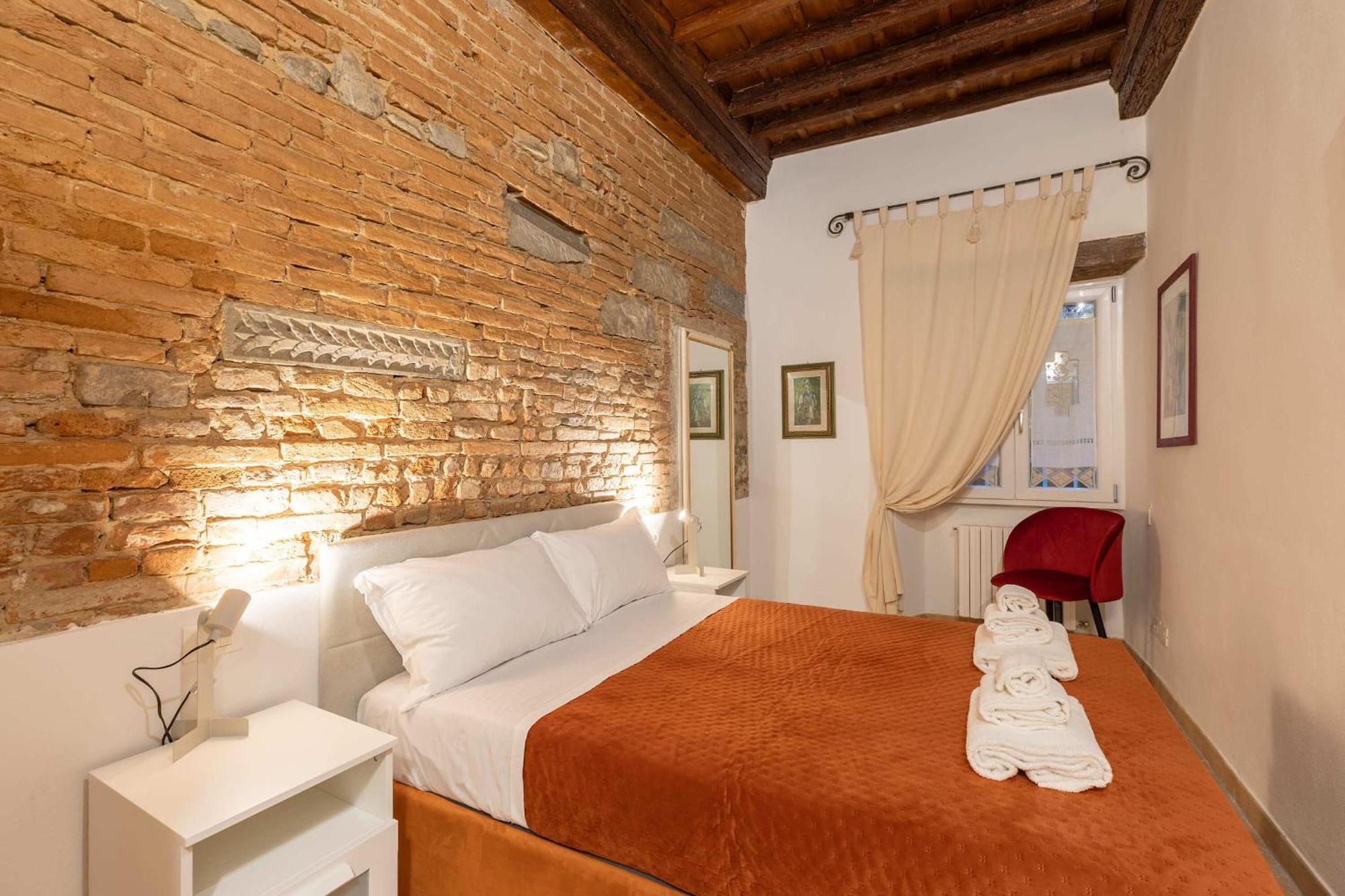Santacroce Nest-hosted By Sweetstay Florence