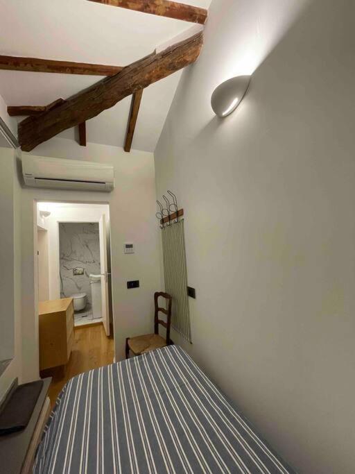 Caterina De' Medici Luxury Attic With Terrace And Parking