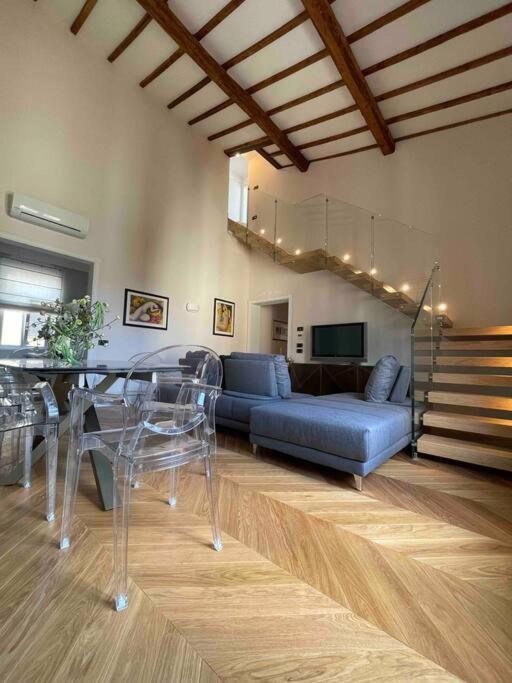 Caterina De' Medici Luxury Attic With Terrace And Parking * Florence