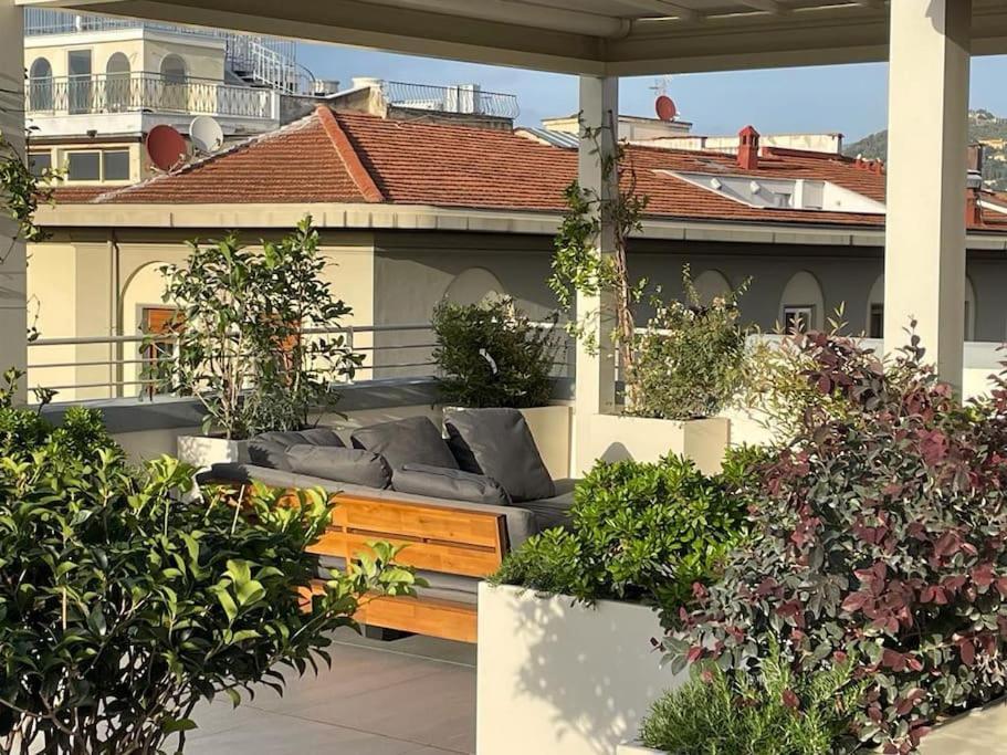 Appartement Caterina De' Medici Luxury Attic With Terrace And Parking
