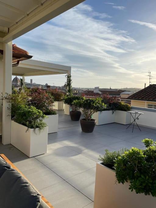 Caterina De' Medici Luxury Attic With Terrace And Parking *