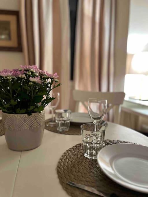 Cozy Santa Maria Novella Uffizi Duomo 2beds-2baths * Florença