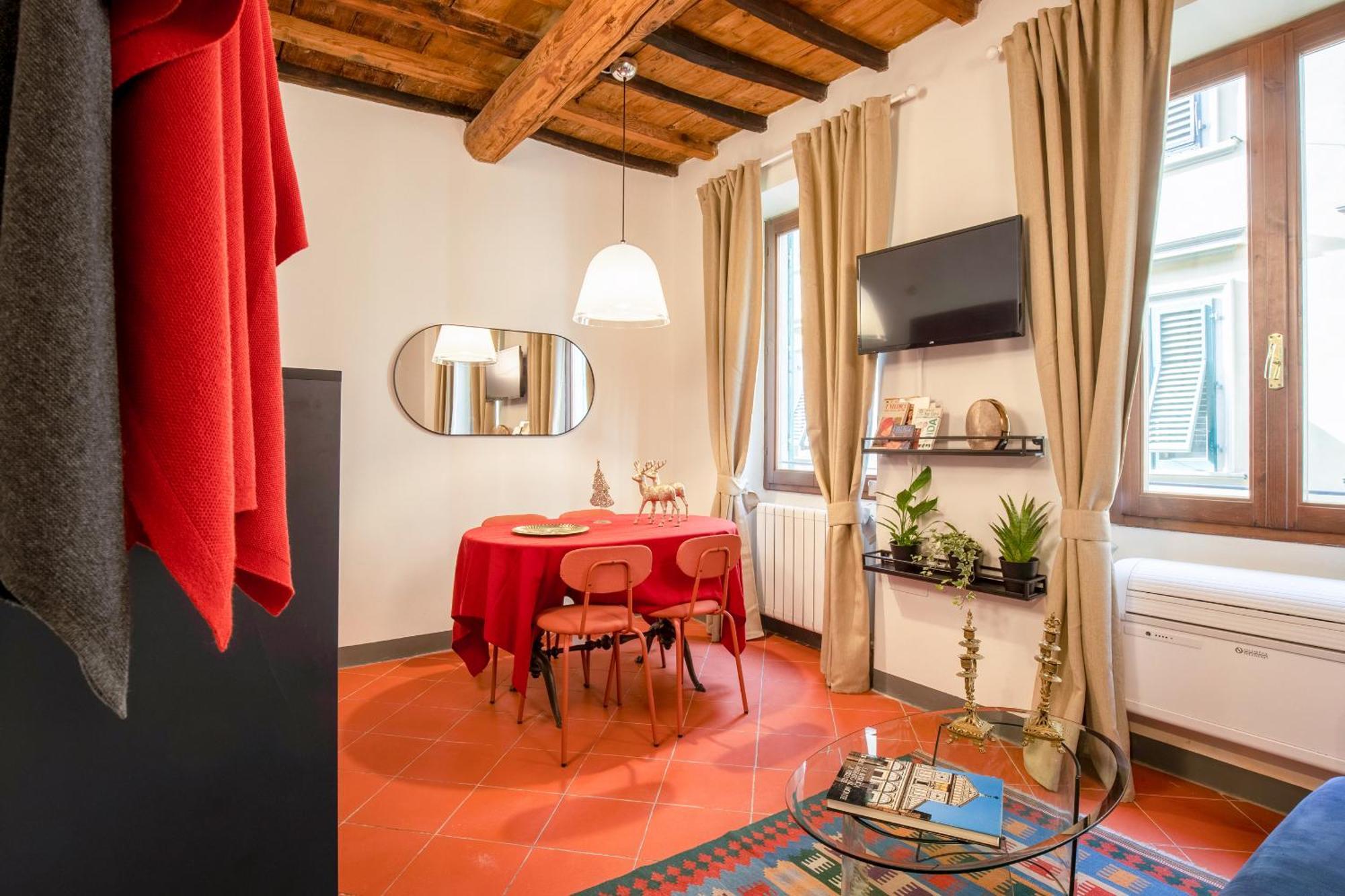Apartamento Centro Storico Pepi 22 *