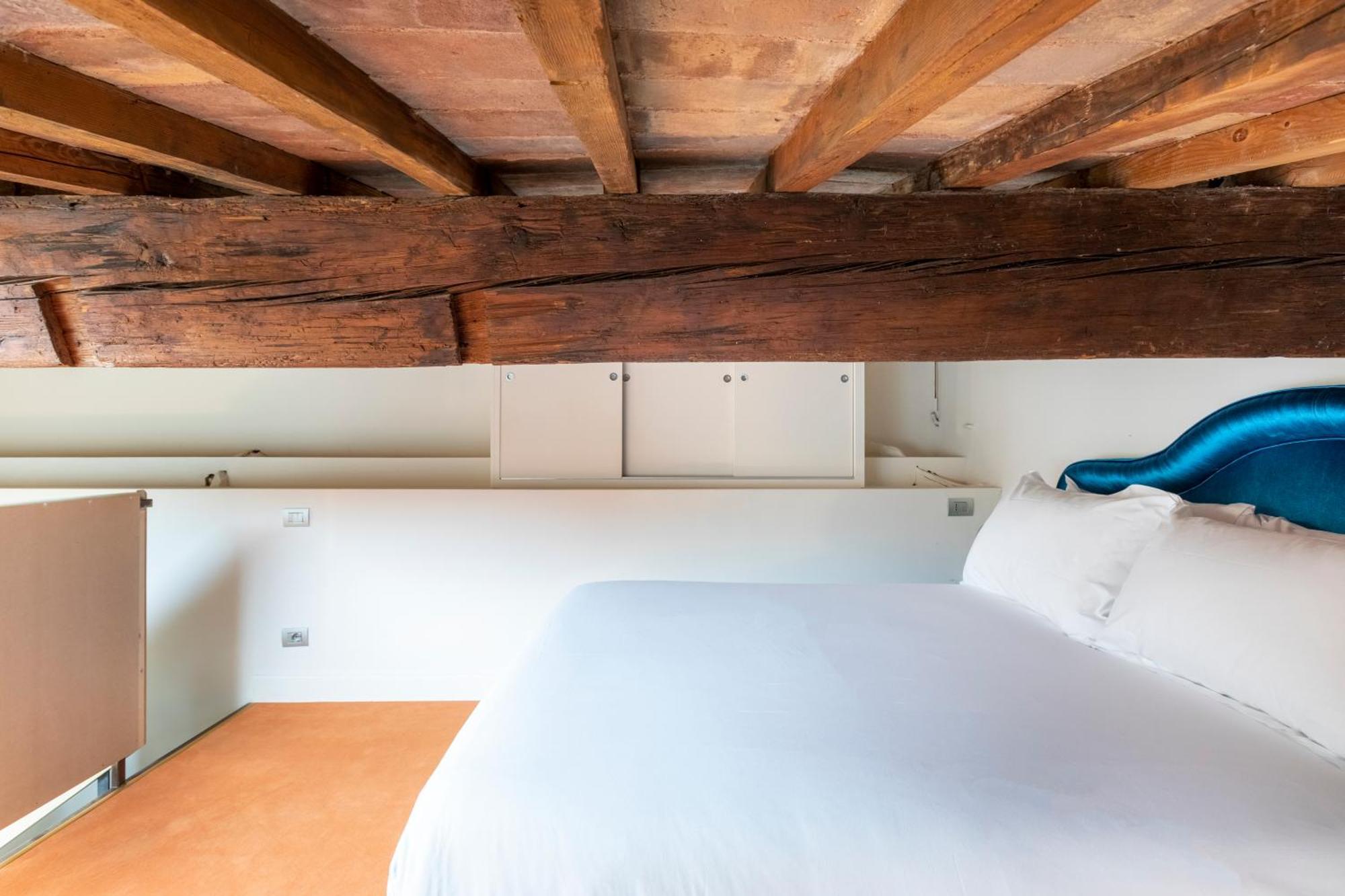 Numa Felice Aparthotel Florence
