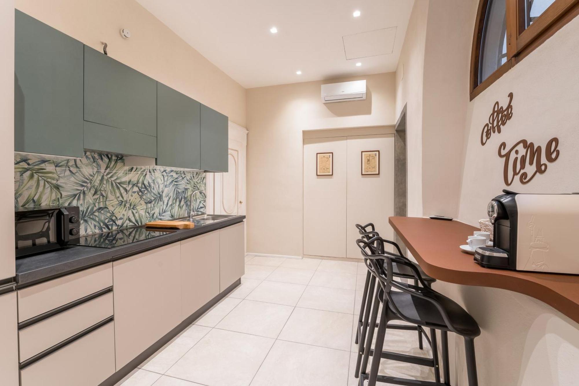 Apartment New Duomo & Galleria Accademia Florence