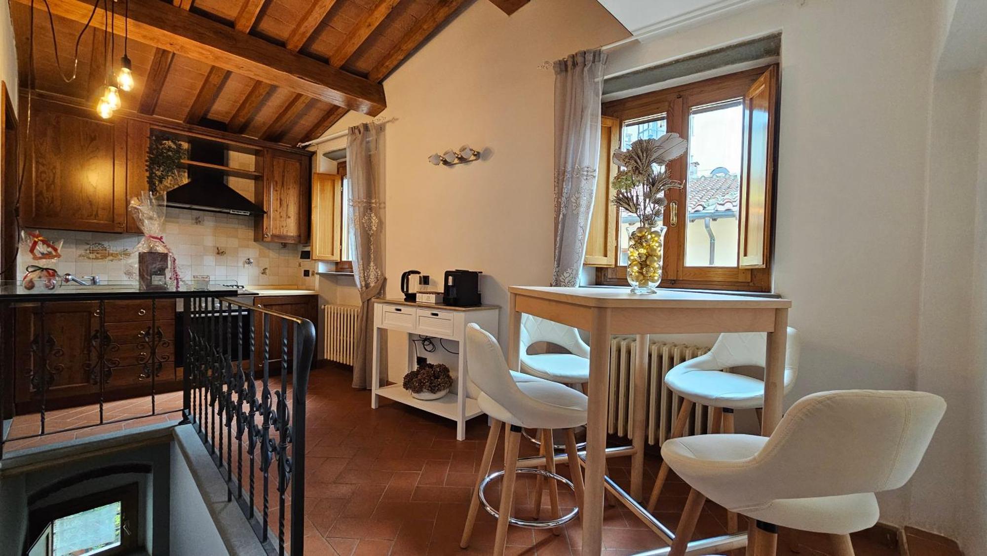Lilium Domus Apartment *