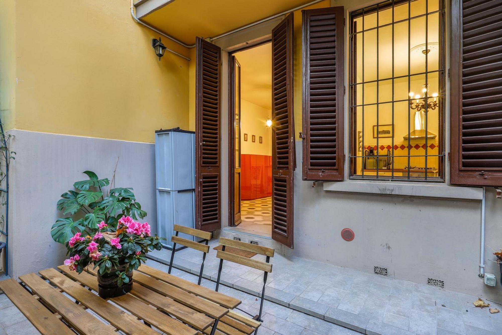 One-bedroom With Patio Apartment Florenz