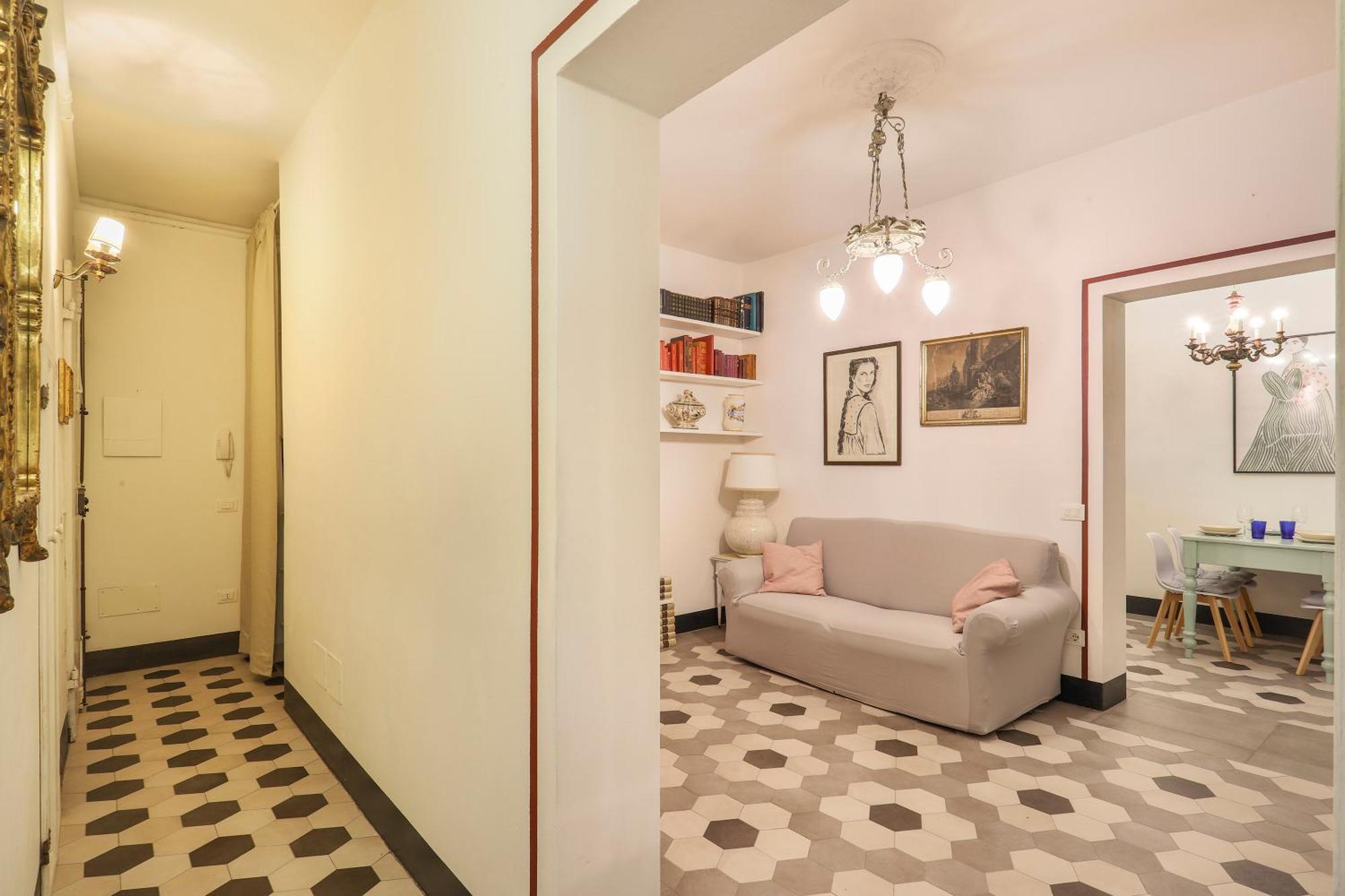 Apartment One-bedroom With Patio *