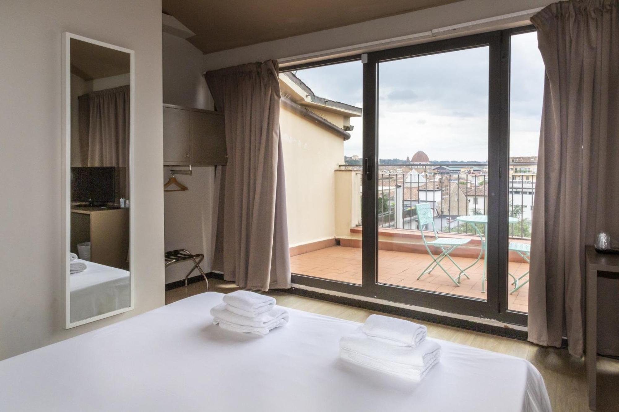 Albergue Plus Florence *