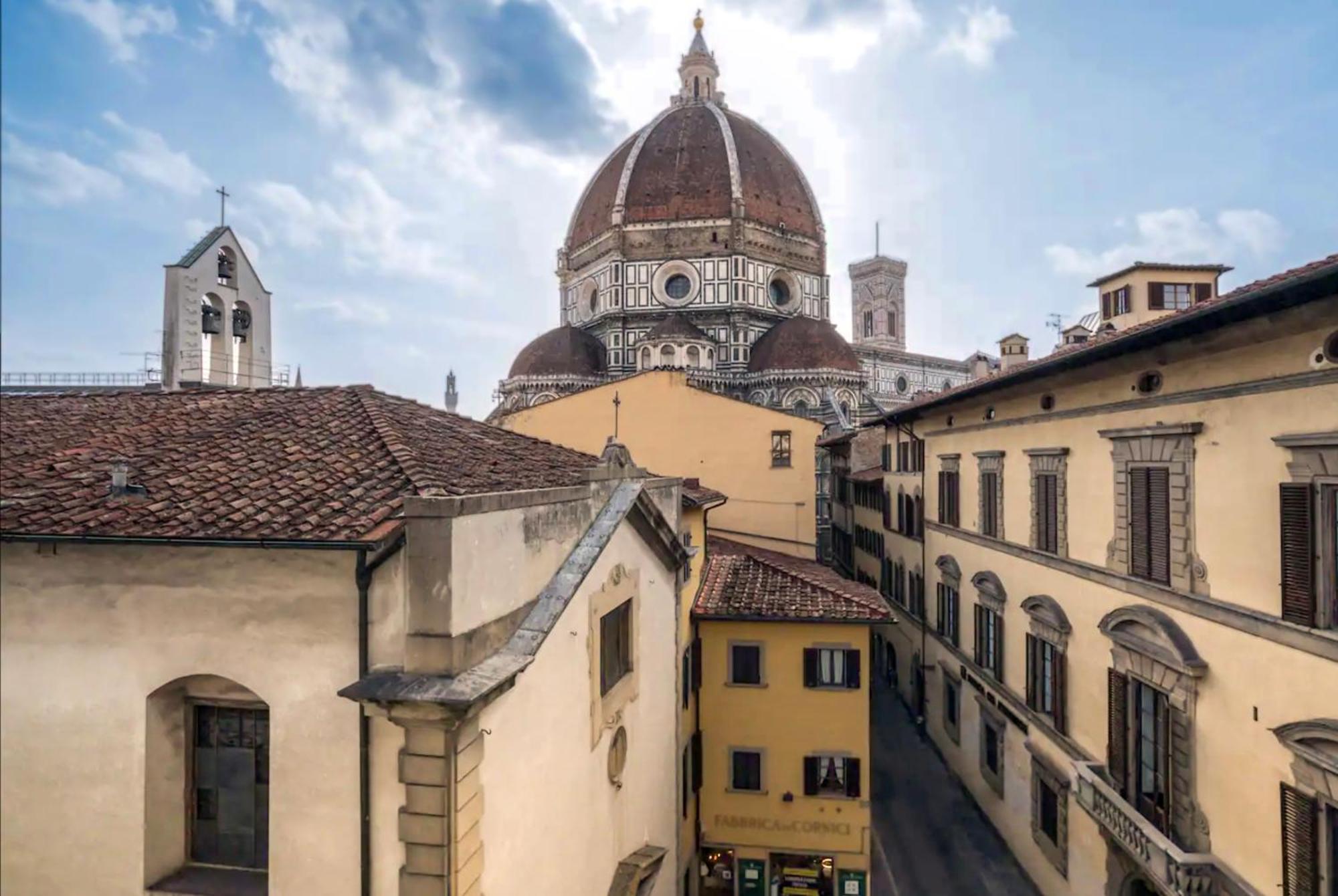 Giotto With View Apartment