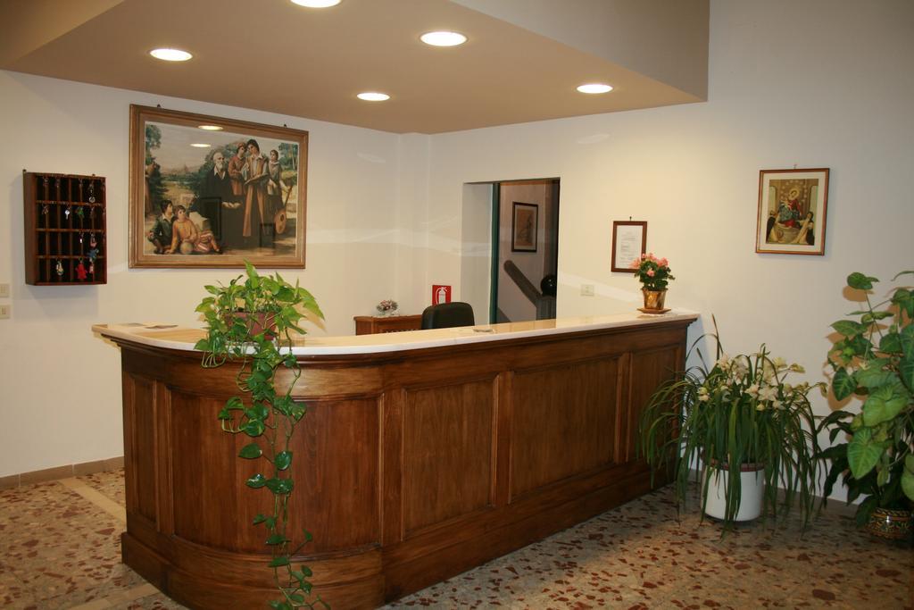 Bed & Breakfast Casa Per Ferie Regina Santo Rosario