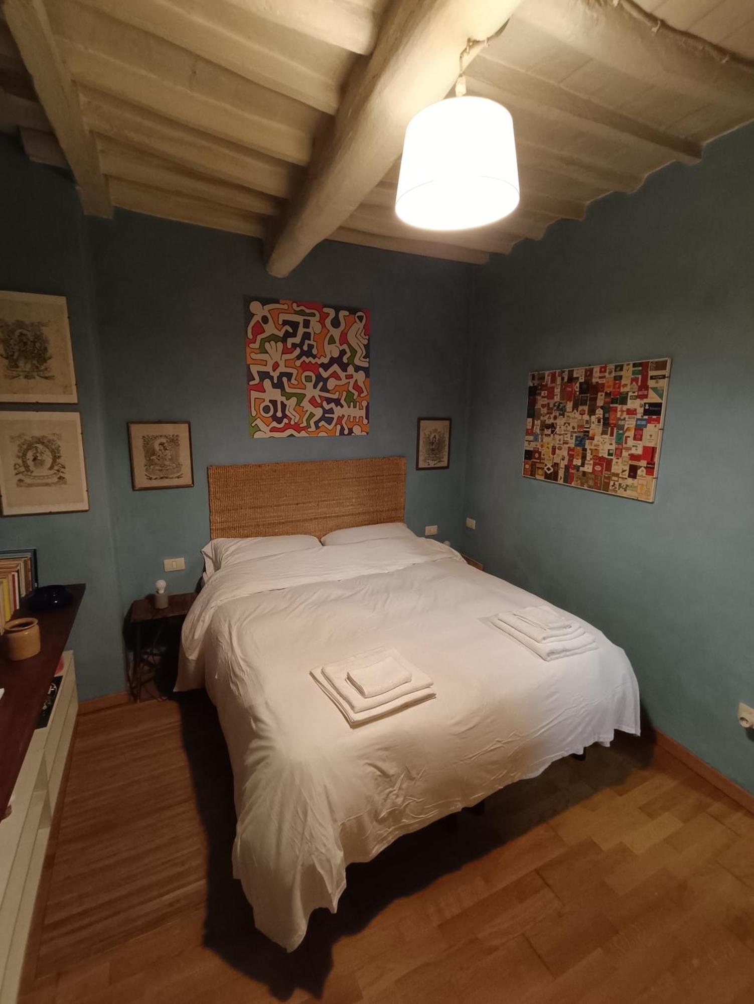 La Vecchia *