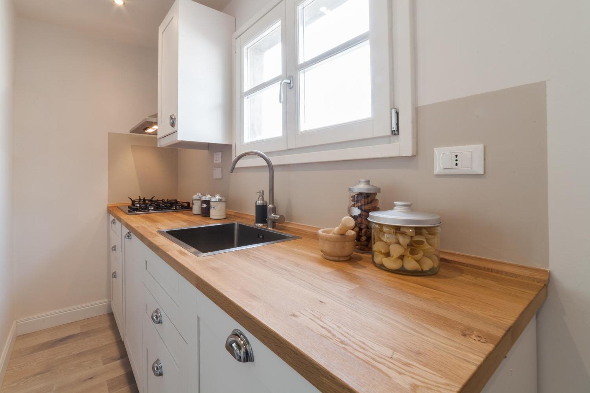 Apartment Top-floor Flat Close To Arno *