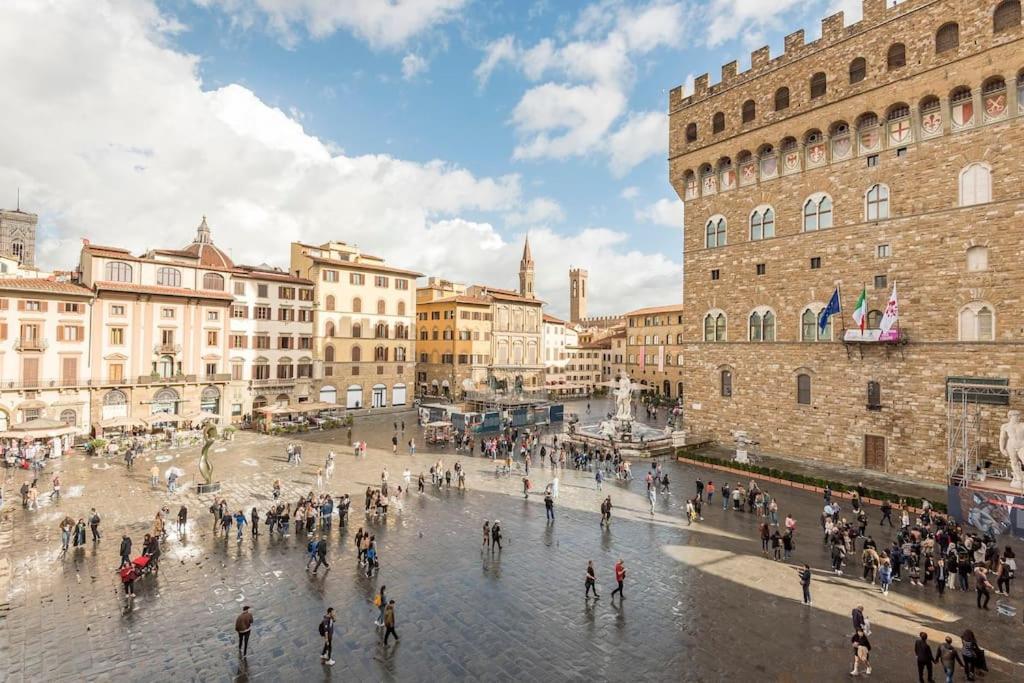 Piazza Signoria 1, Florence
