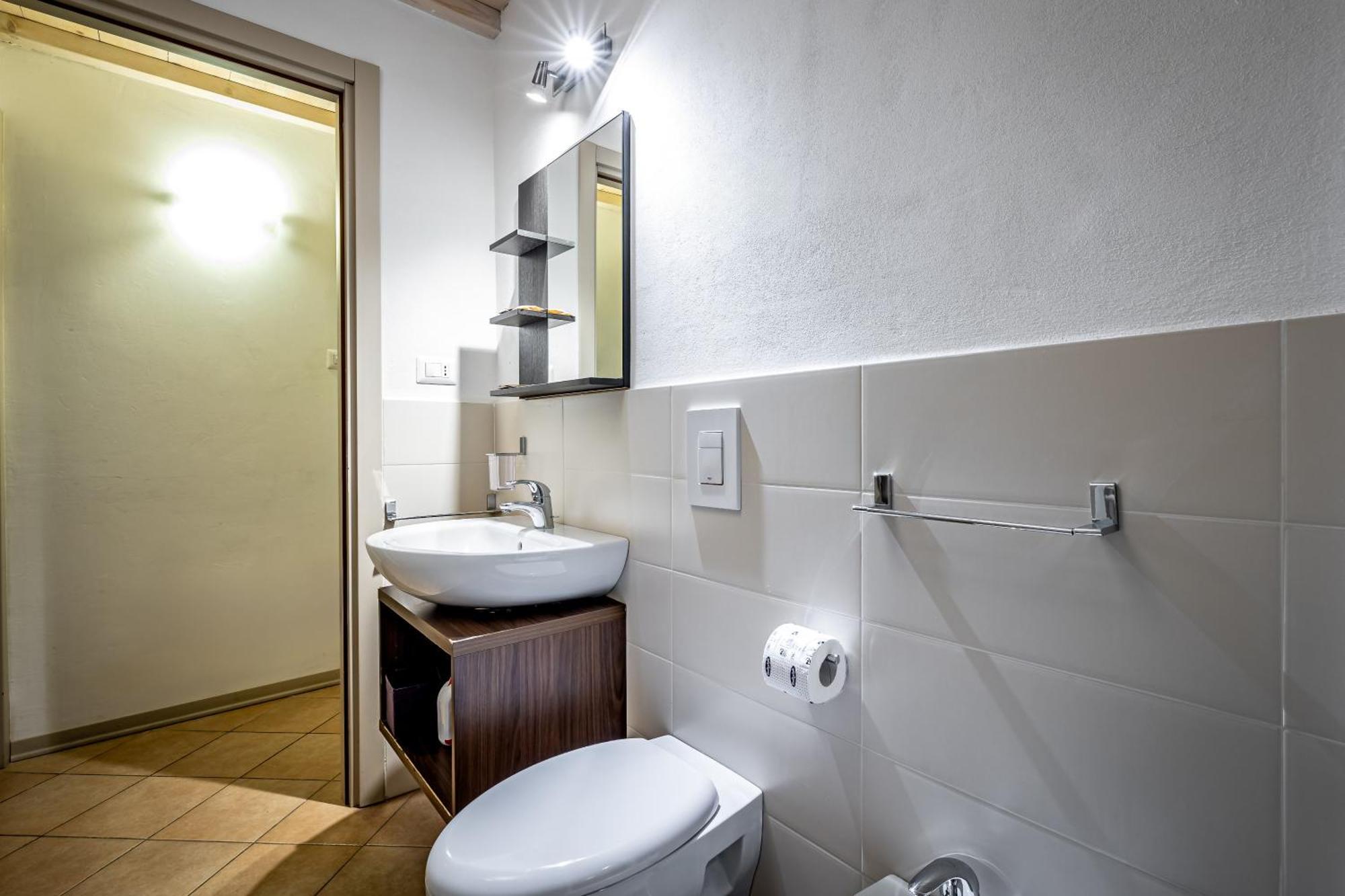Roommo Beccaria * Florence