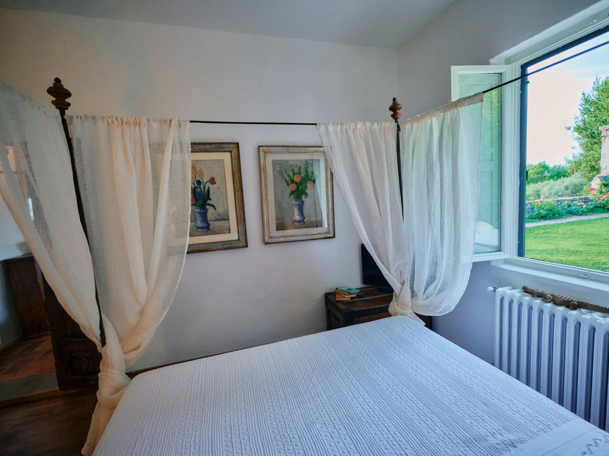 Villa Charming Only For You, A Hidden Gem 10mn Walk To Historic Center, Stunning View *