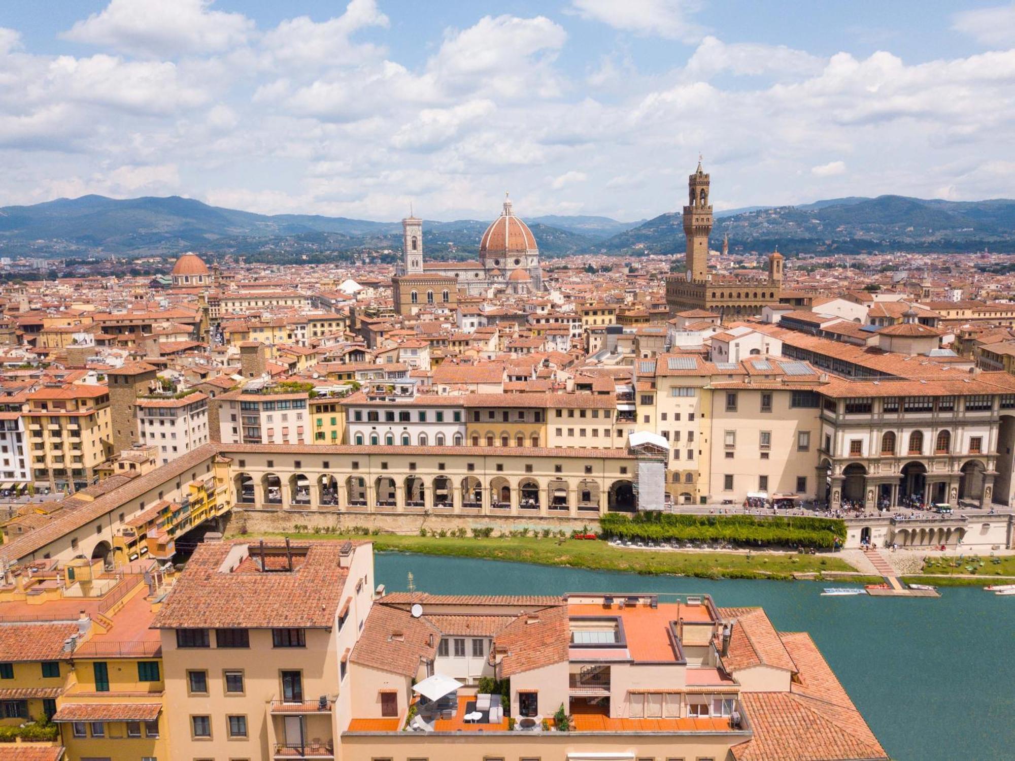 Attico Ponte Vecchio Vista Duomo+parking+terrazzo
