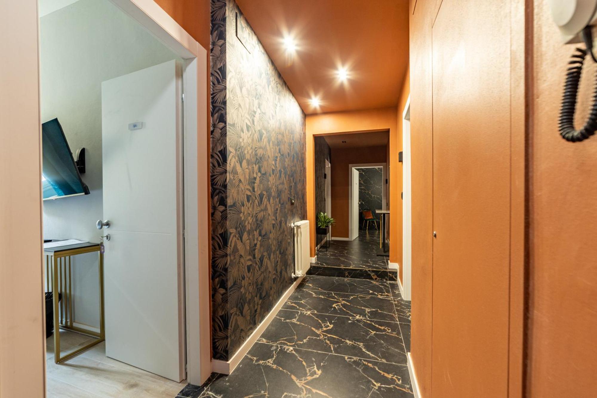 Guest house Eleven *