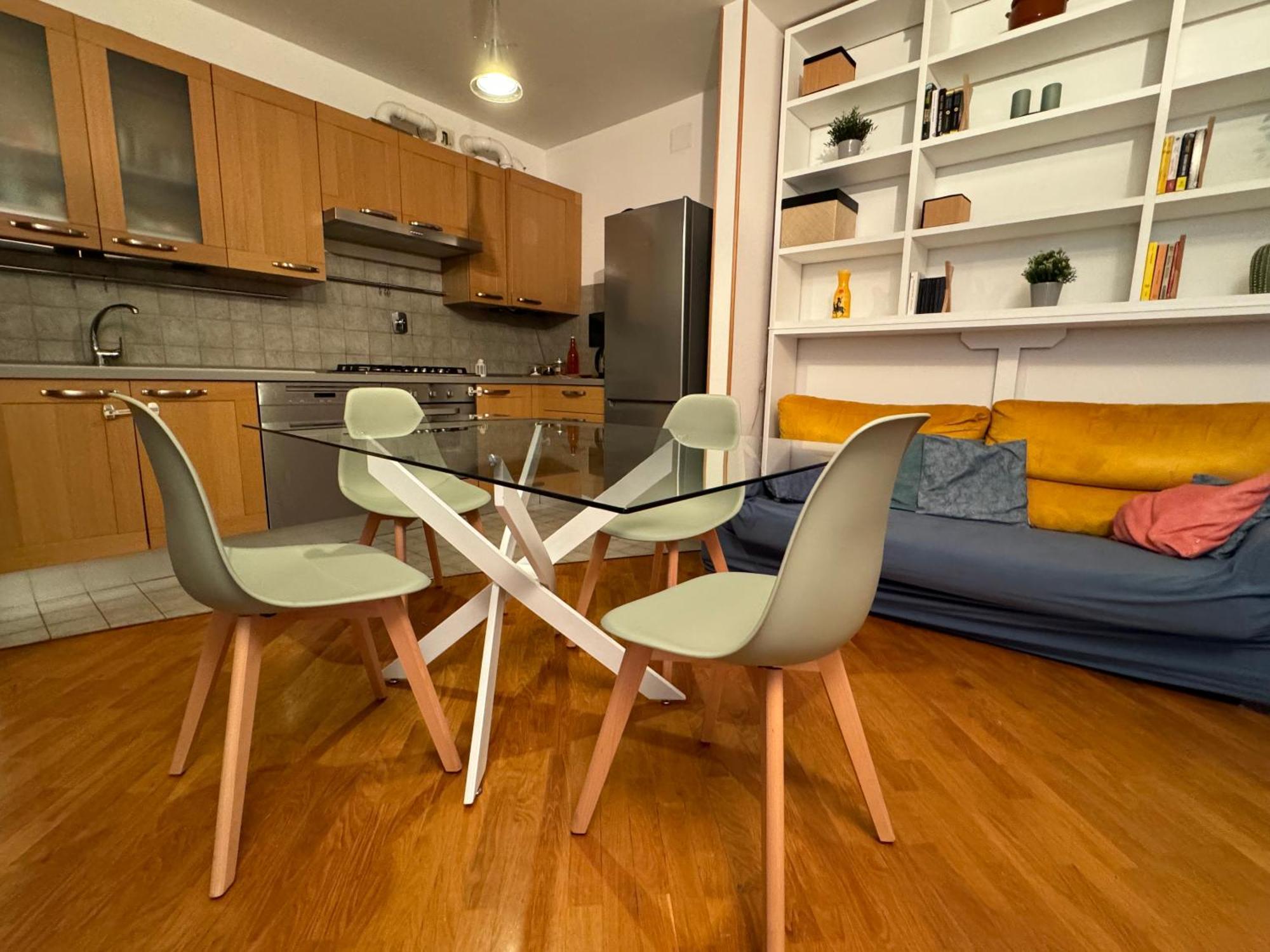 Caseospitali - Happy Family, Luminoso Trilocale Zona Leopolda Ottimo X4 Apartment Florence