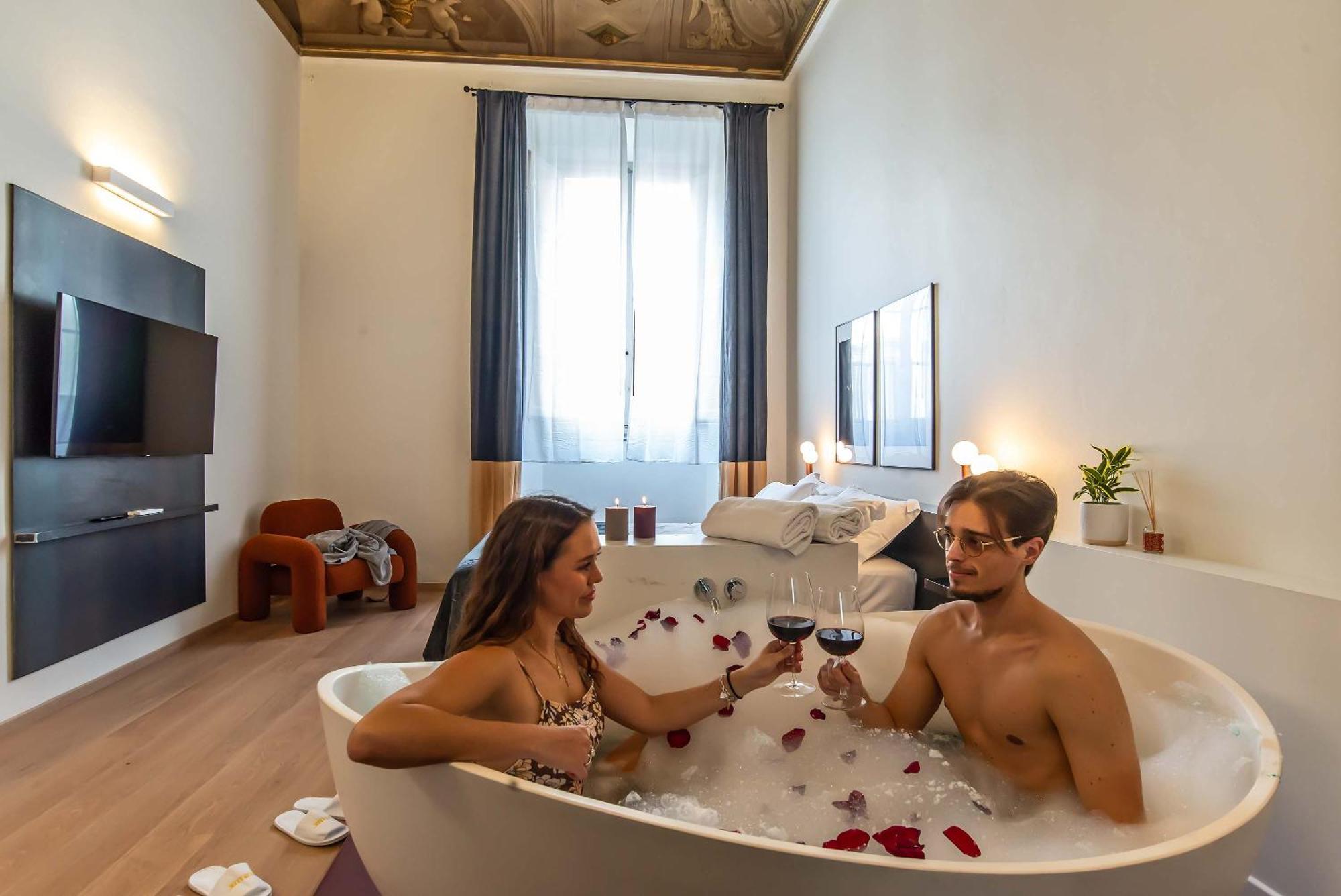 Mdr Crystal Apartment Florence