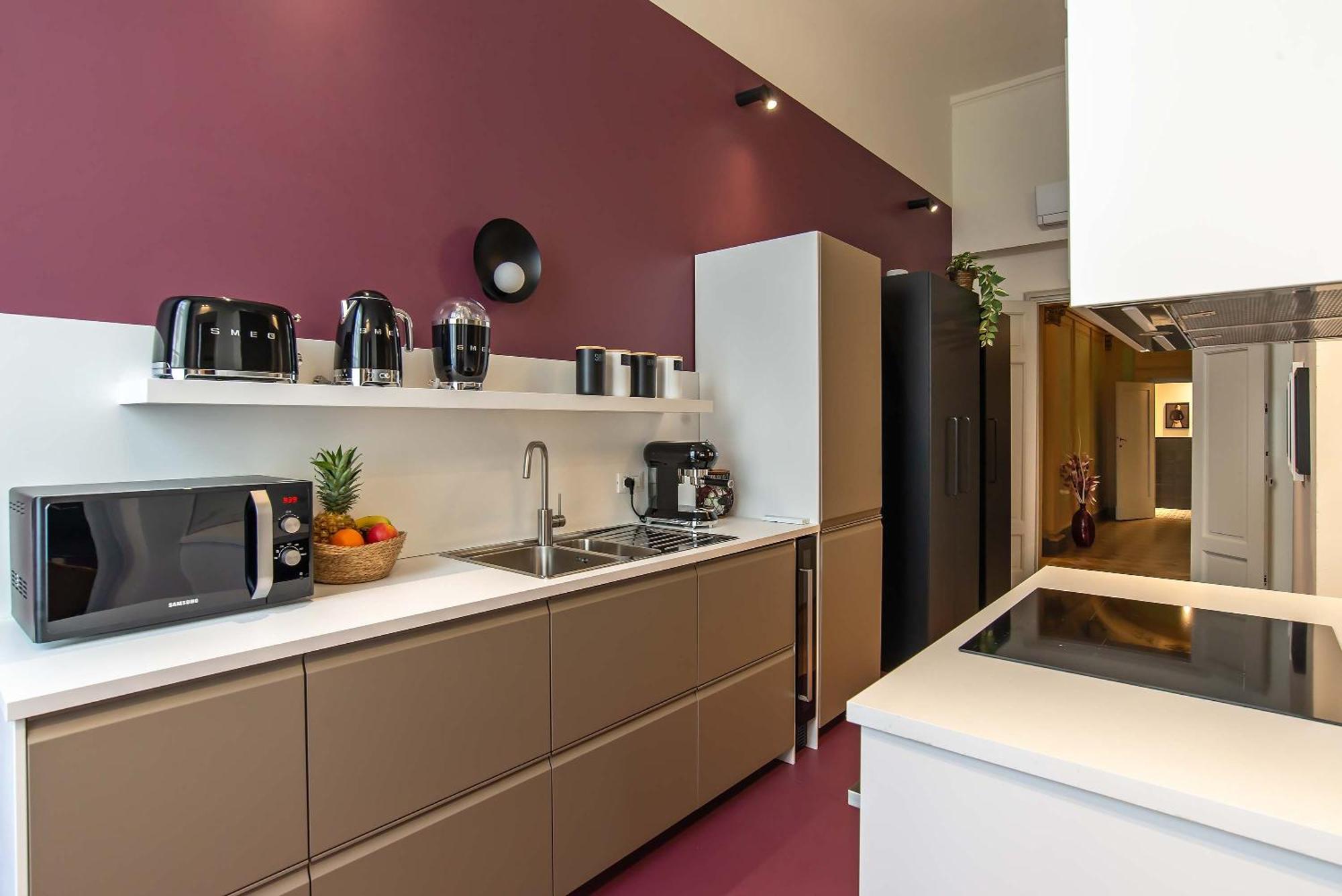 Apartment Mdr Crystal