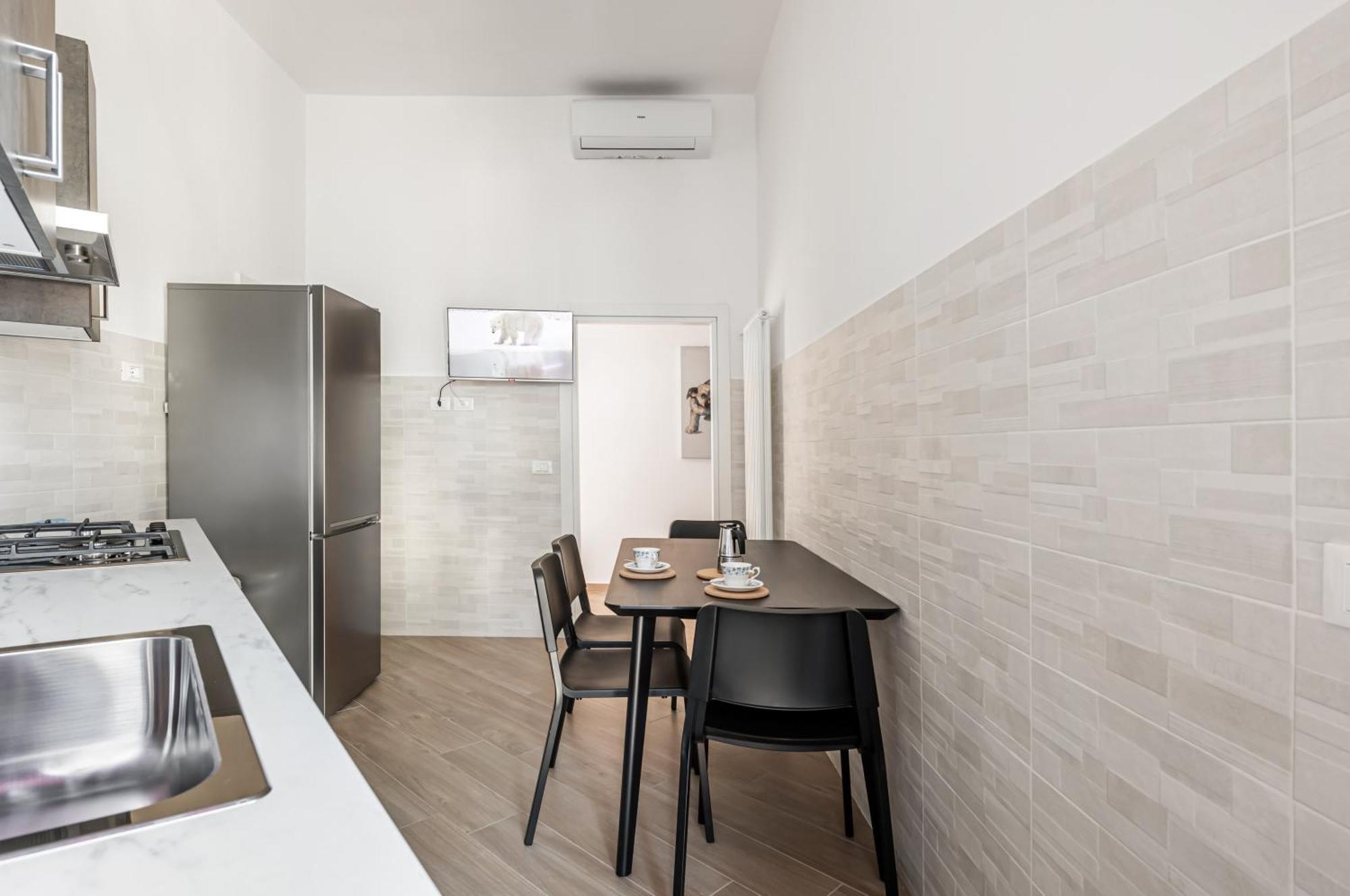 Apartment Charming Hideaway In - X4