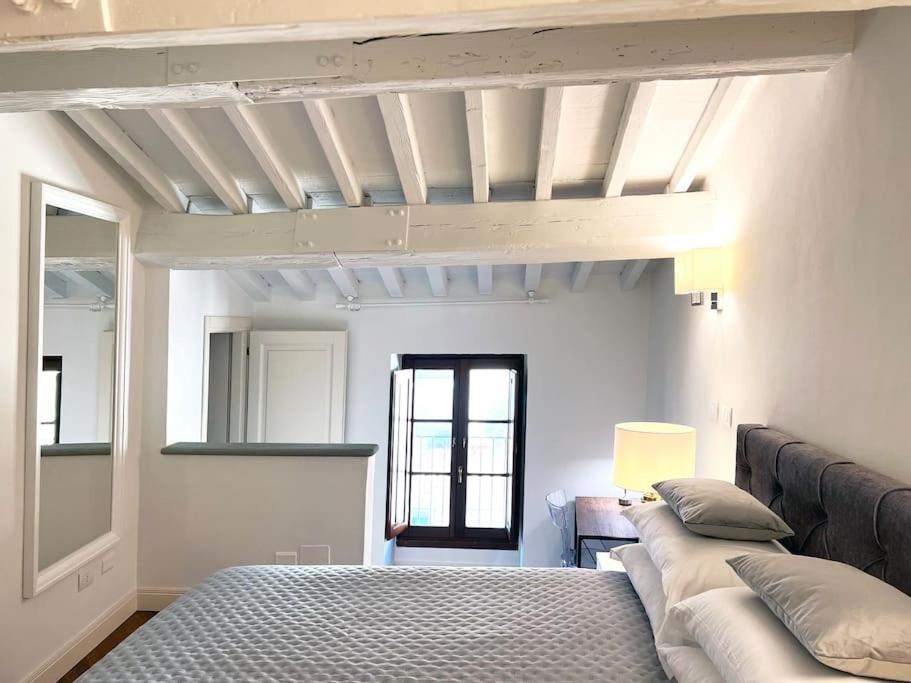 Charming Penthouse Near Duomo * Florence