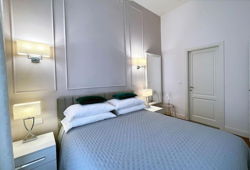 Appartement Charming Penthouse Near Duomo