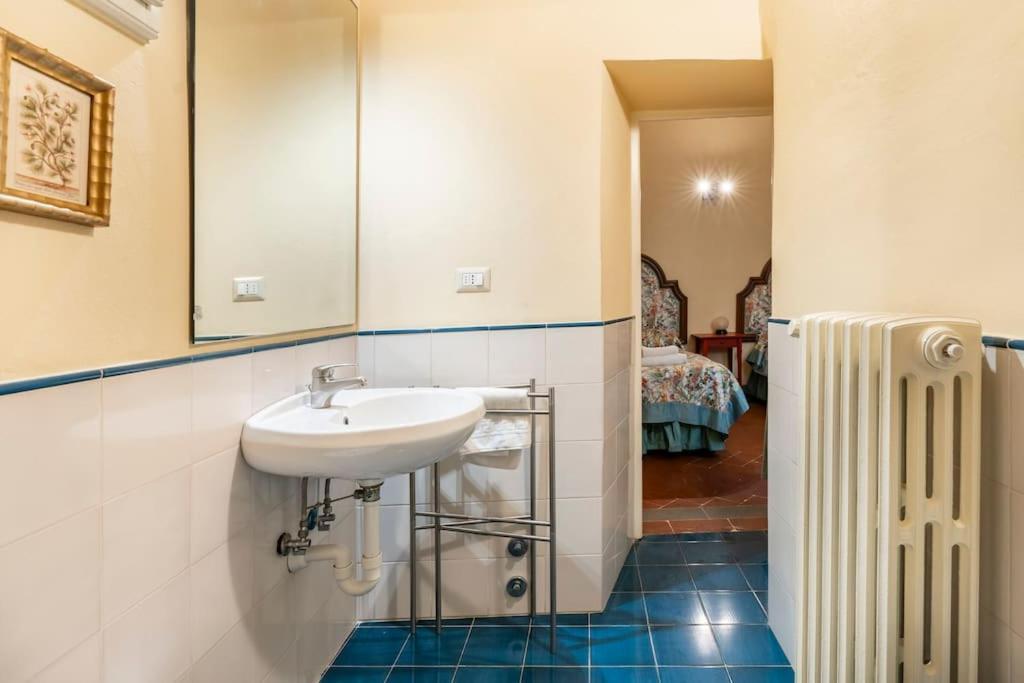 Ginny's House- Borgo La Croce Luxury Apartment *