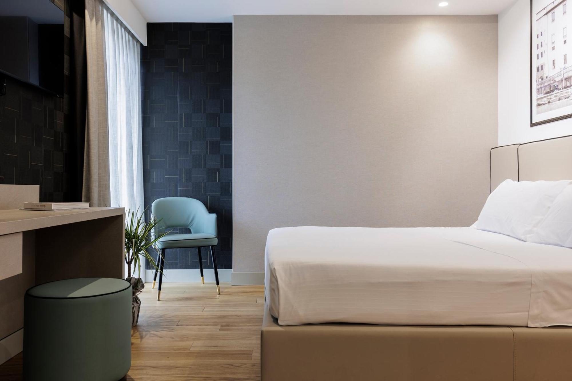 Mh & Hotel 4*