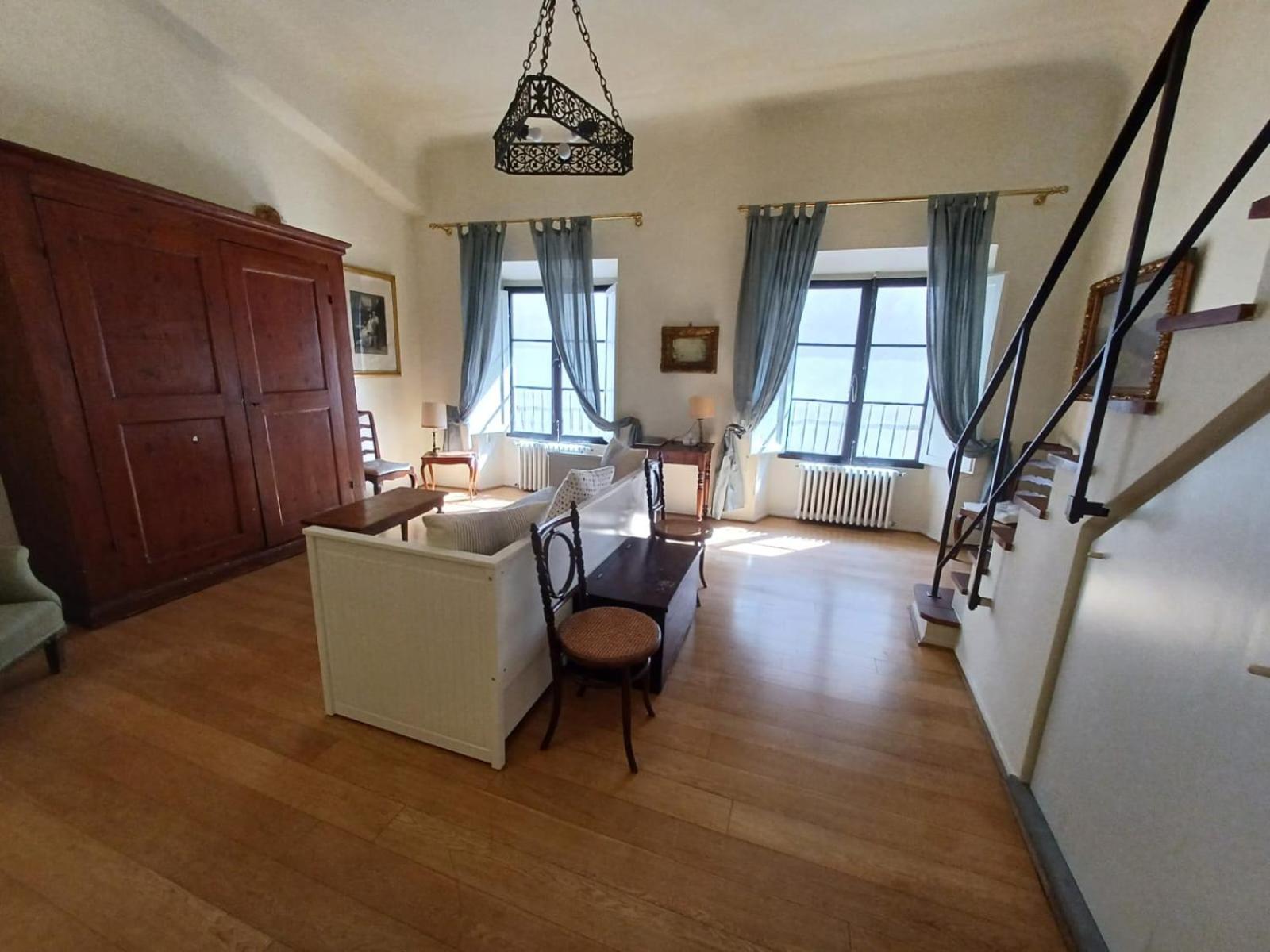 Appartement In Via Ginori In A Historical Palazzo With Elevator Florence
