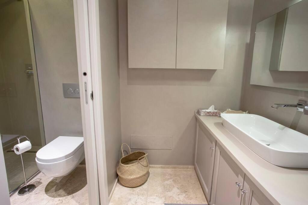 Santa Maria In Campo Apartment Florence