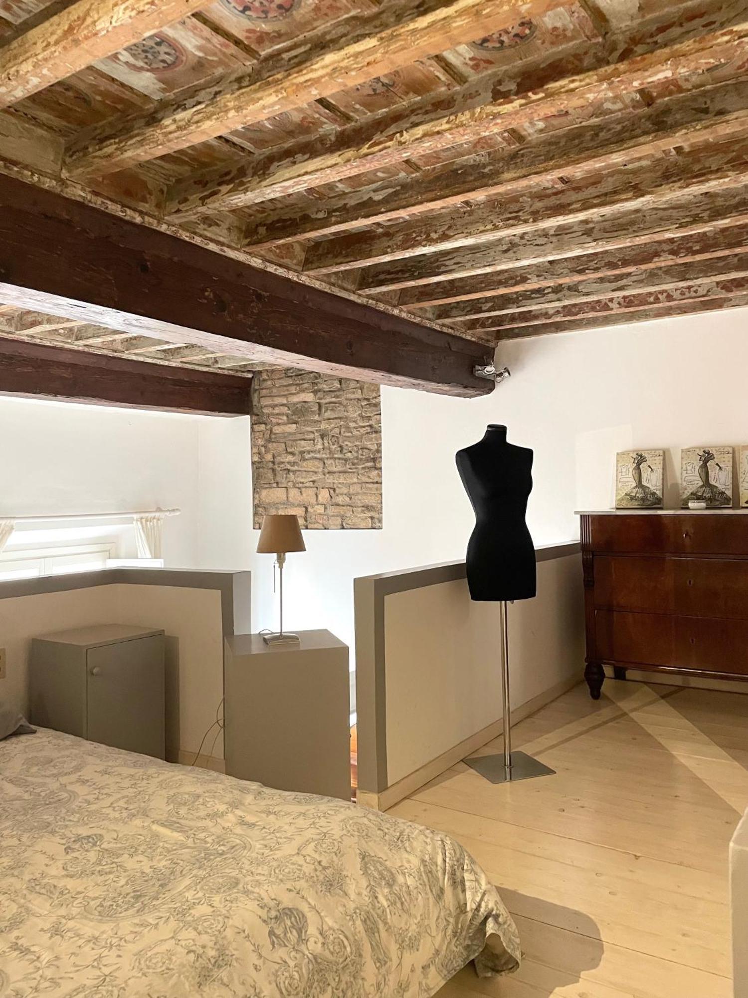 Ponte Vecchio Space