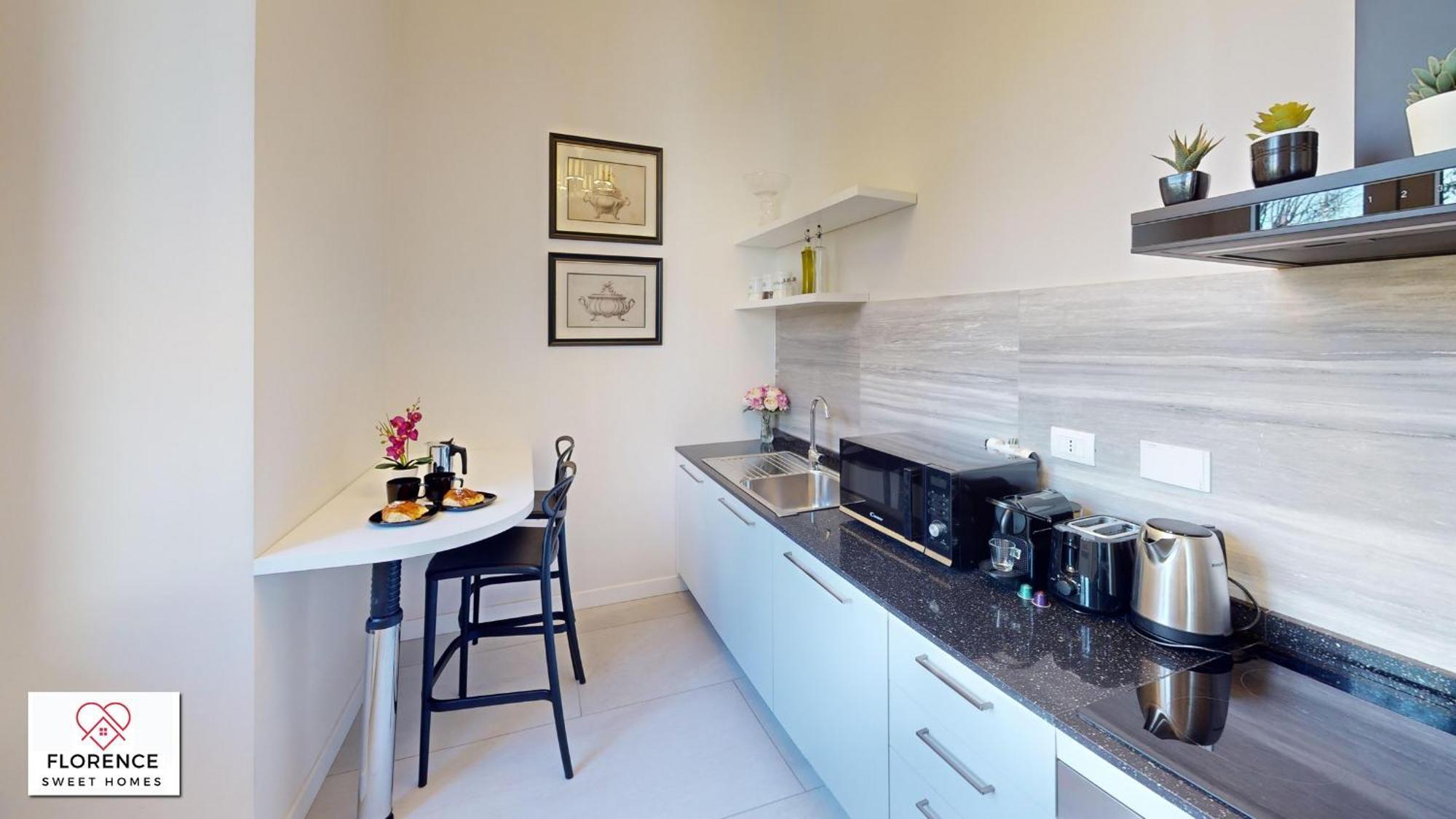 Central Rail By Sweet Homes Florence