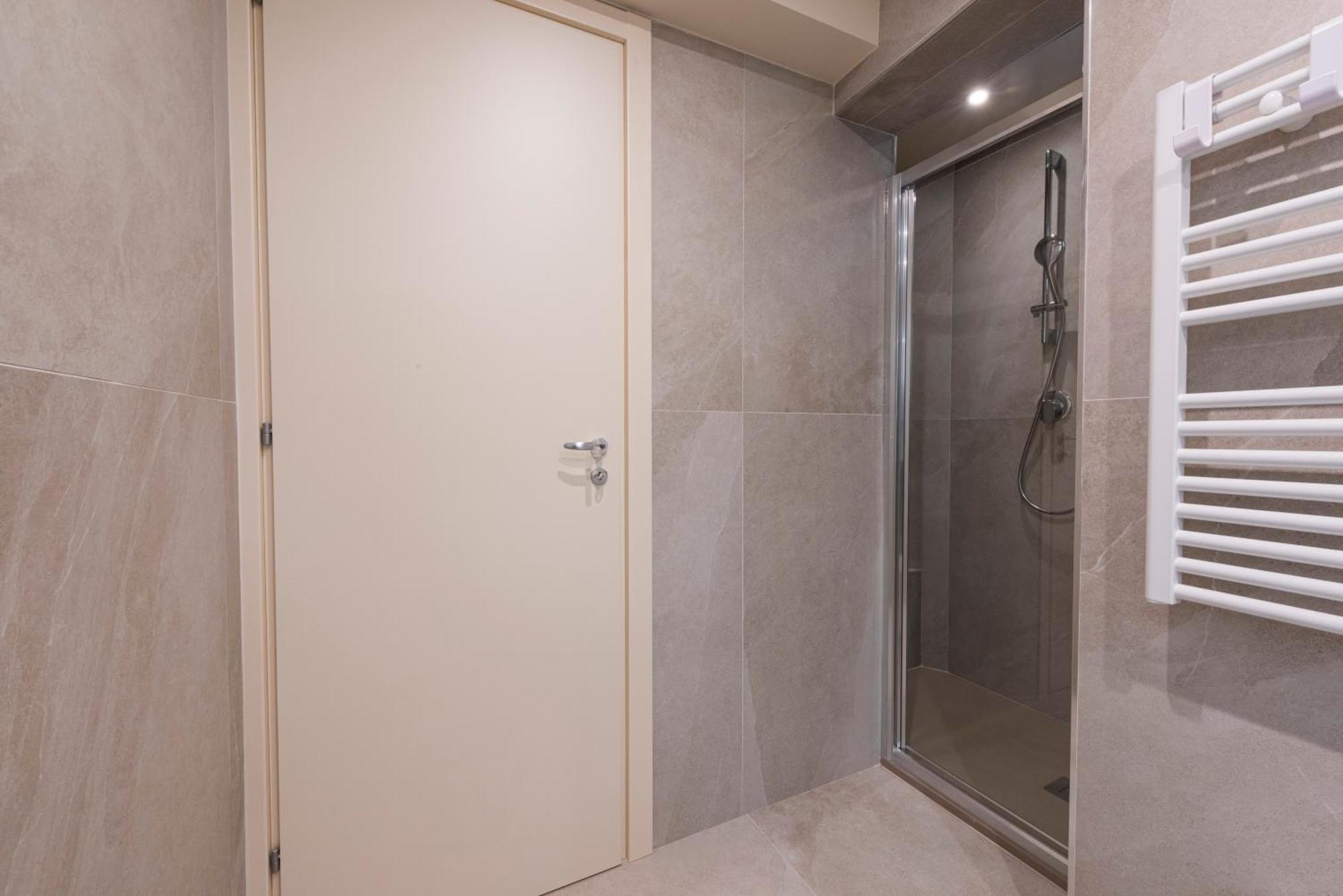 Mercato Contemporary By Mmega Appartement *