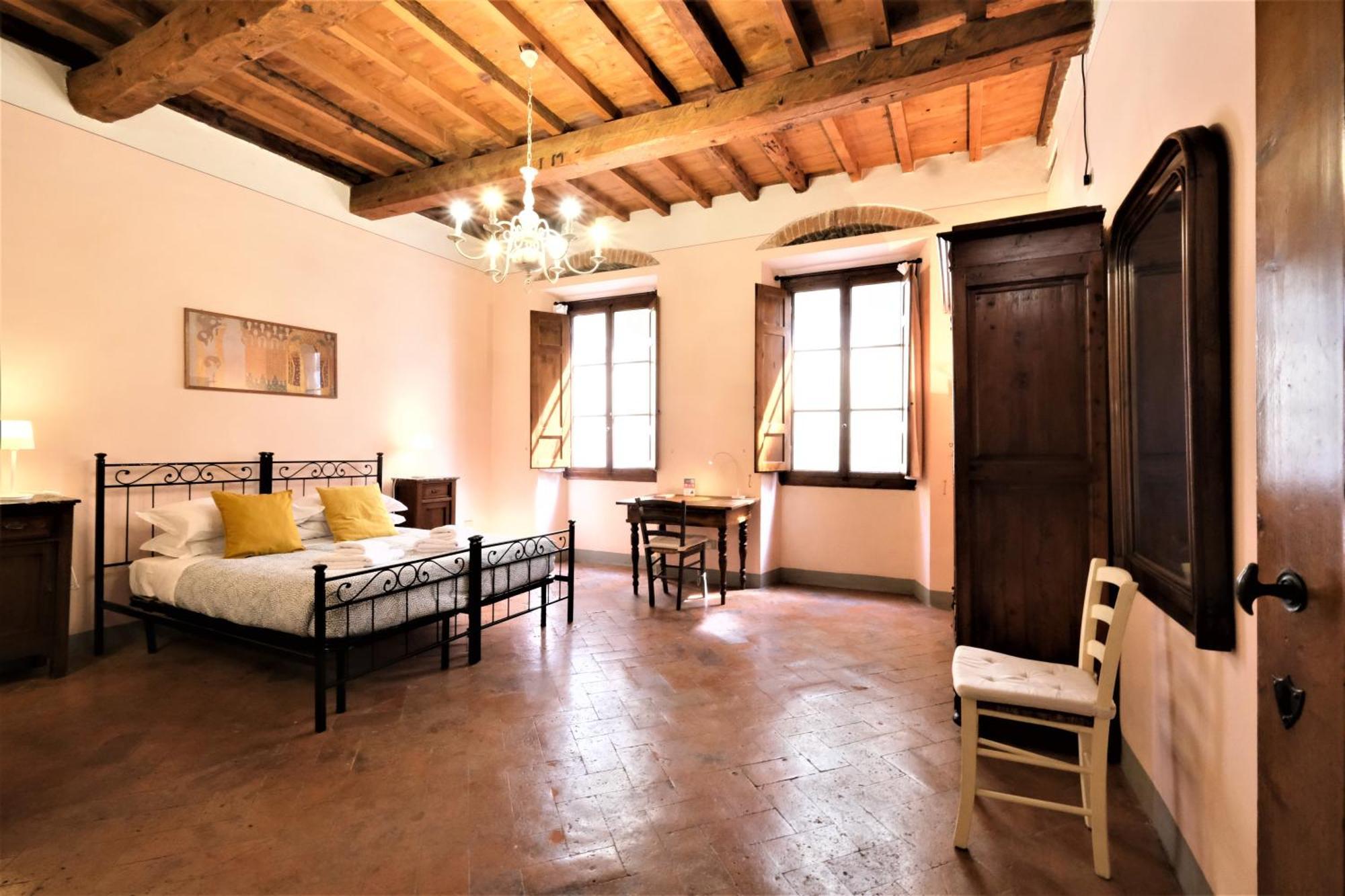 Wine Pomino Apartment Florenz