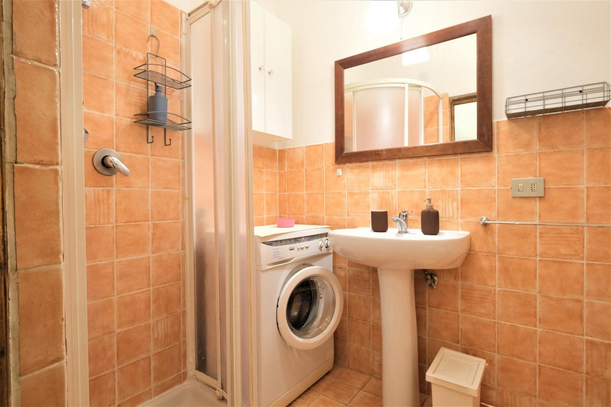Wine Pomino Apartment Florenz