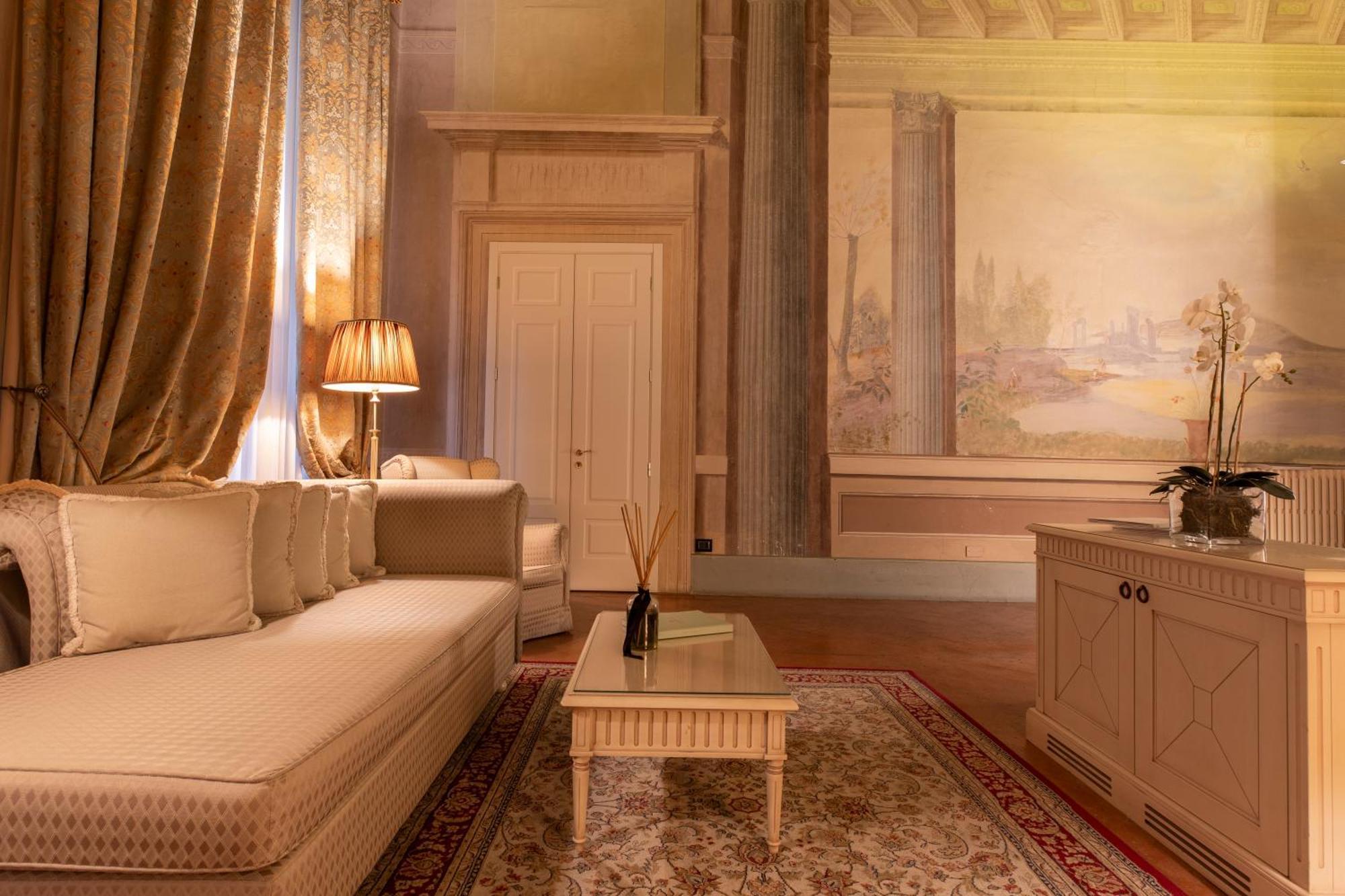 Palazzo Guicciardini Hotel 3*