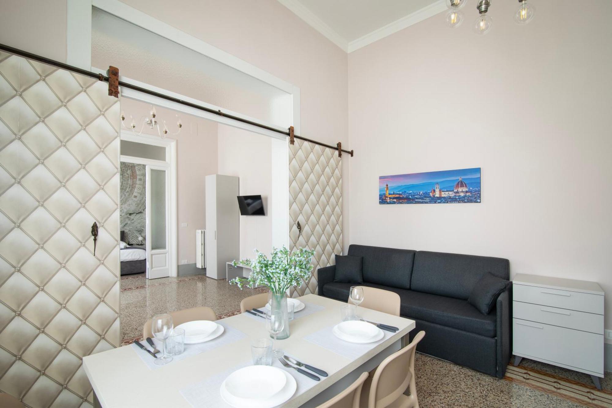 Galileo Galilei Apartment