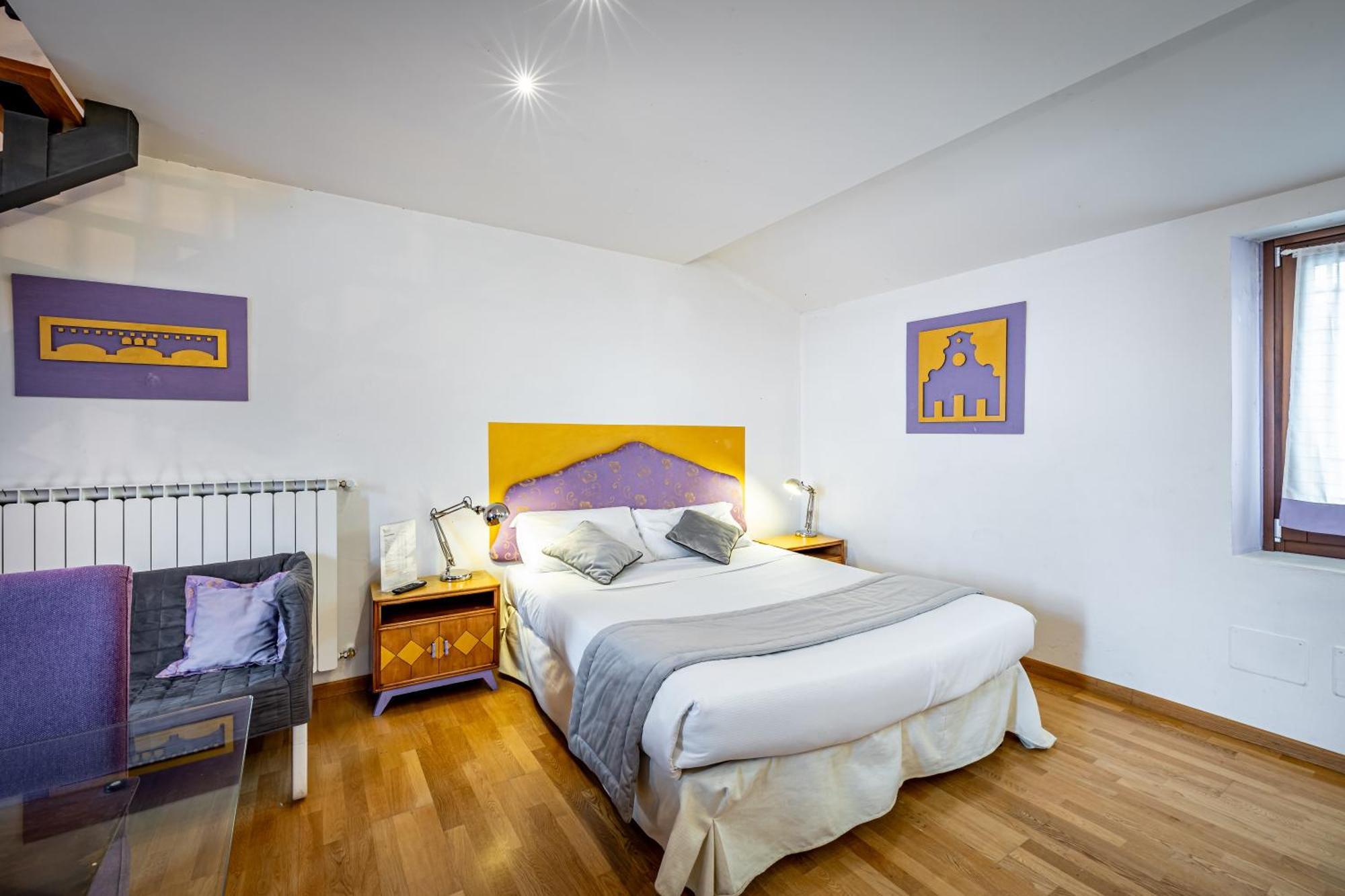 Yid Leonardo Apartment *
