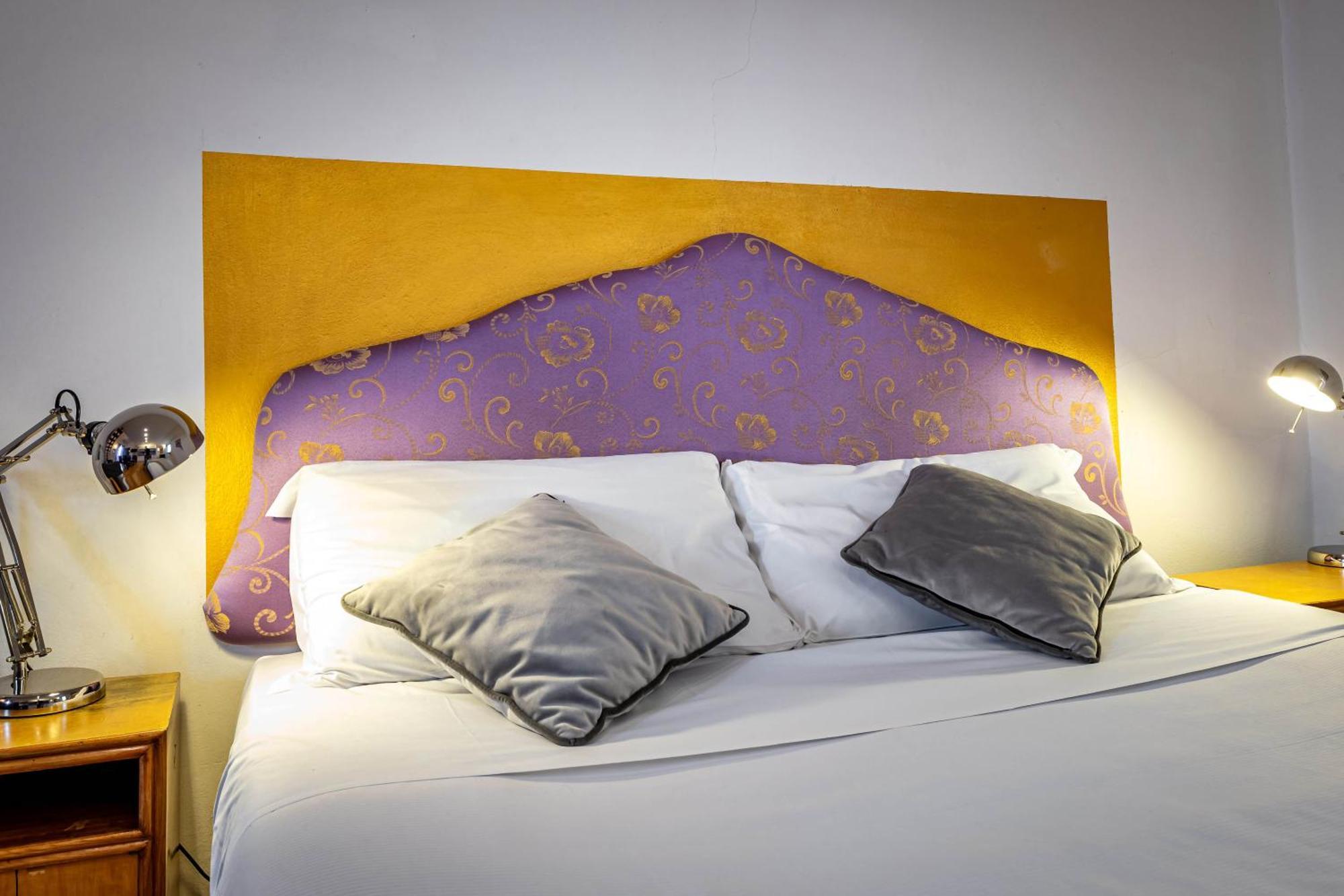 Yid Leonardo Apartment *