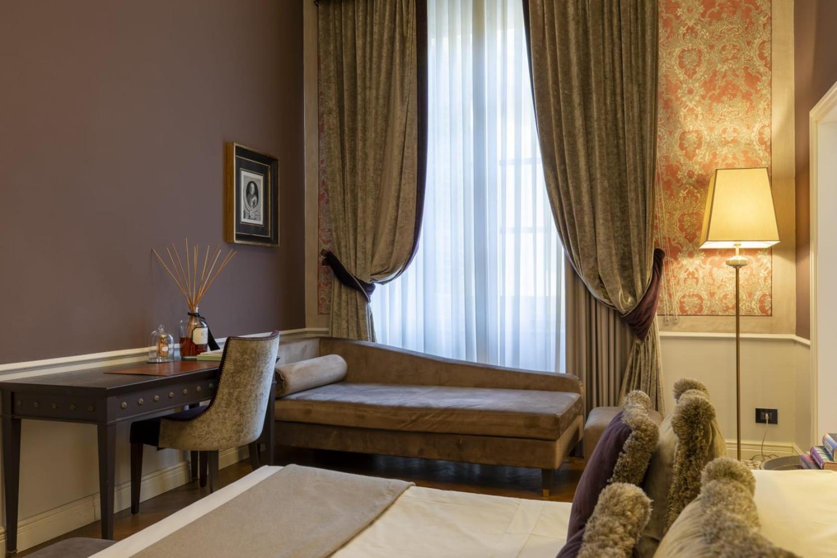 Palazzo Roselli Cecconi Hotel