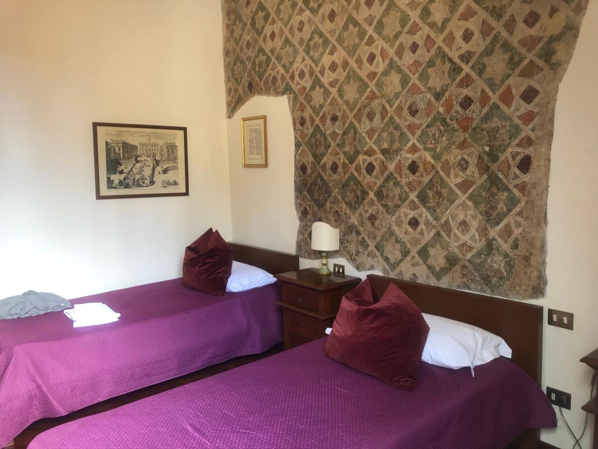 Rosso Fiorentino Apartment *