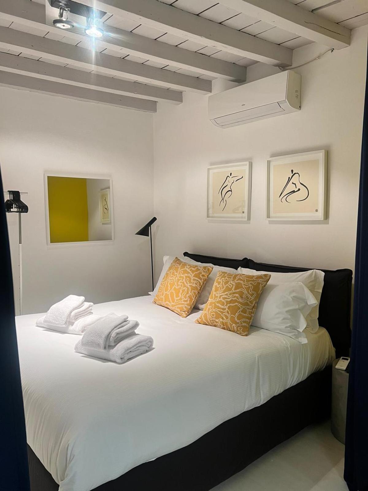 New Ground Floor And Patio * Florenz