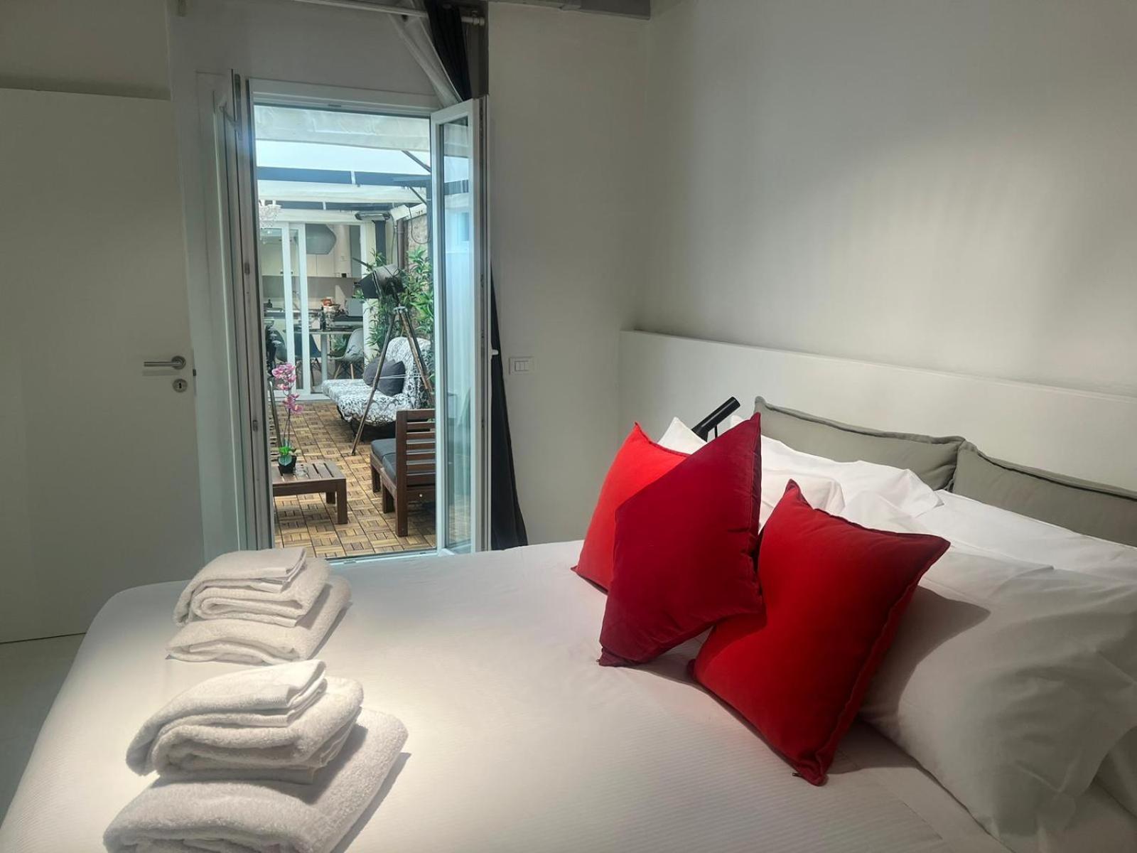 New Ground Floor And Patio Florenz