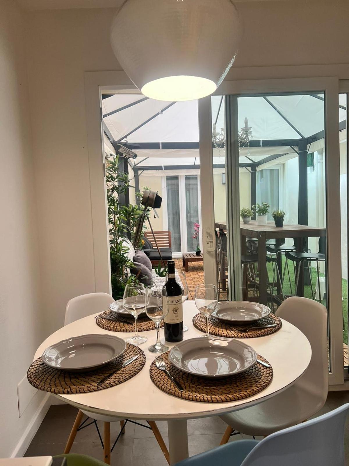 New Ground Floor And Patio * Florenz