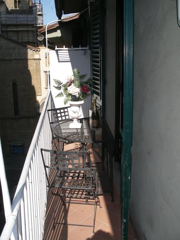 Apartment Bargello