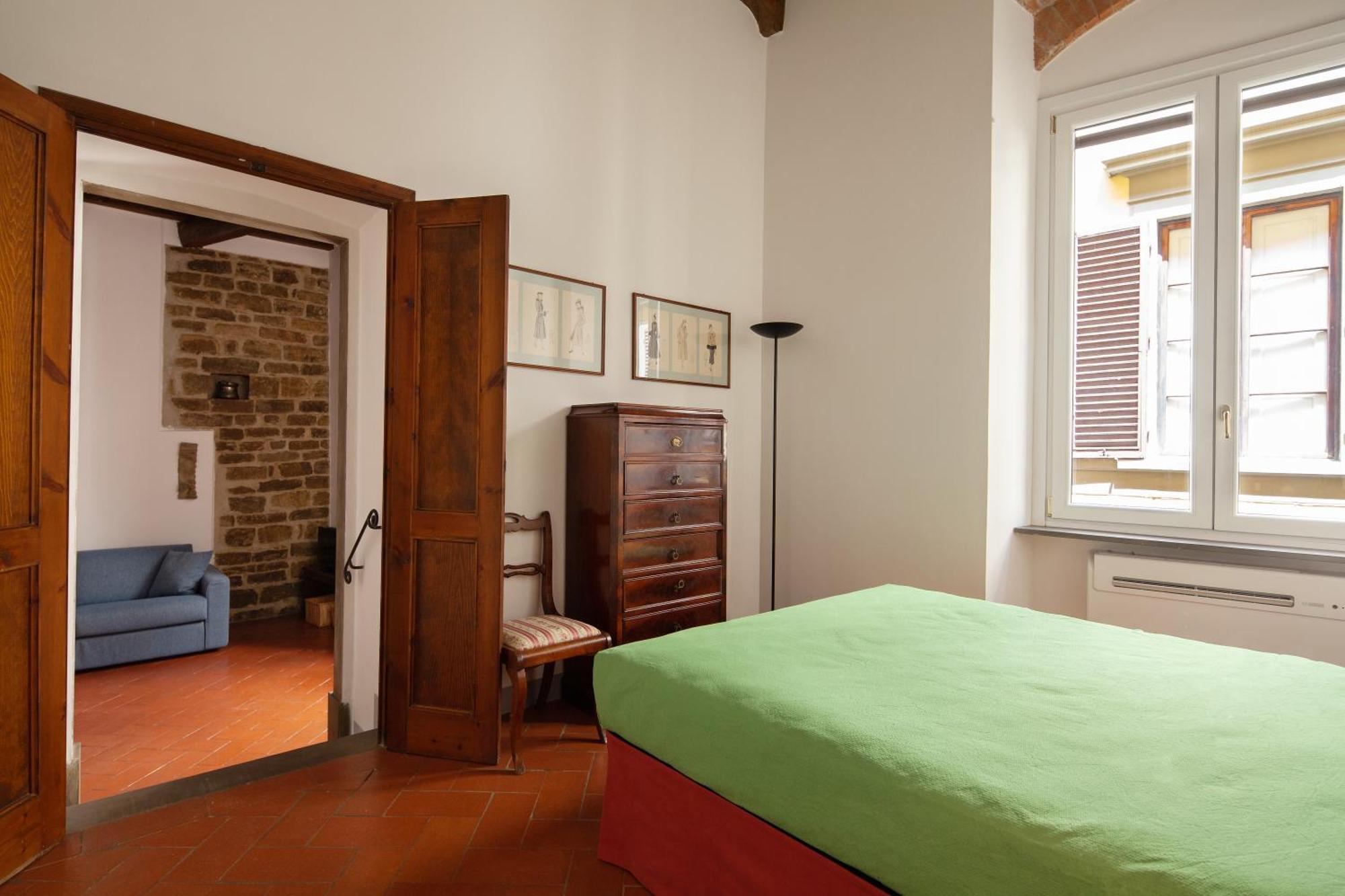 Aurora's, Renaissance Suite, Historic Apartment, Pivot Location, Few Walks From All, Ac Bedroom Firenze
