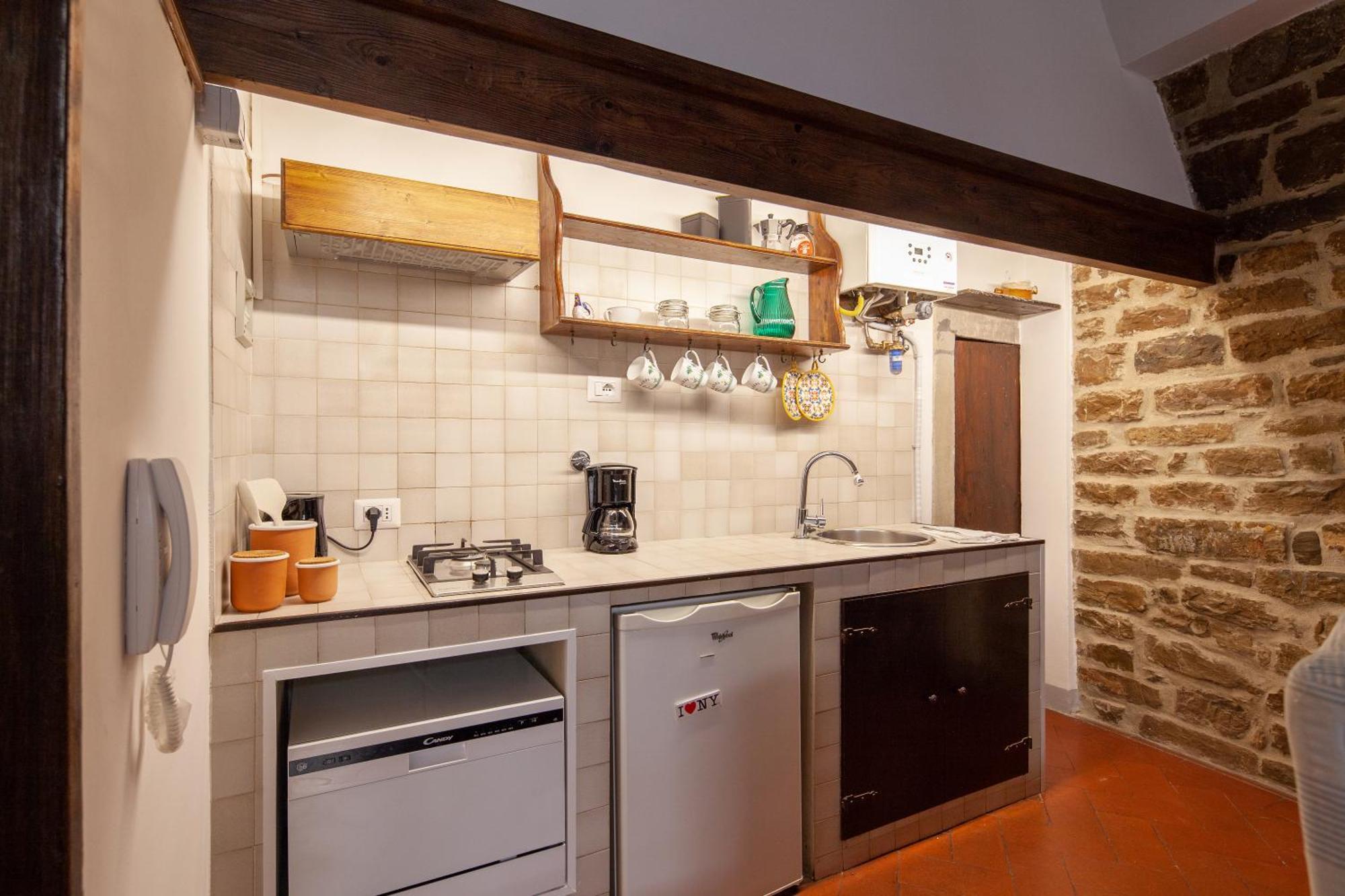 Aurora's, Renaissance Suite, Historic Apartment, Pivot Location, Few Walks From All, Ac Bedroom Appartamento Firenze
